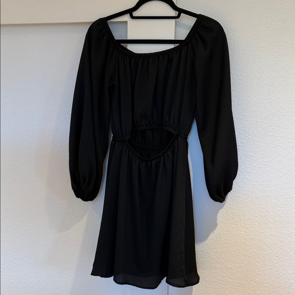 Tyche Elegant Black Long Sleeve Dress